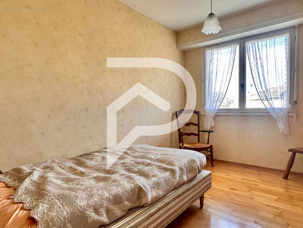 Maison à OLORON-SAINTE-MARIE