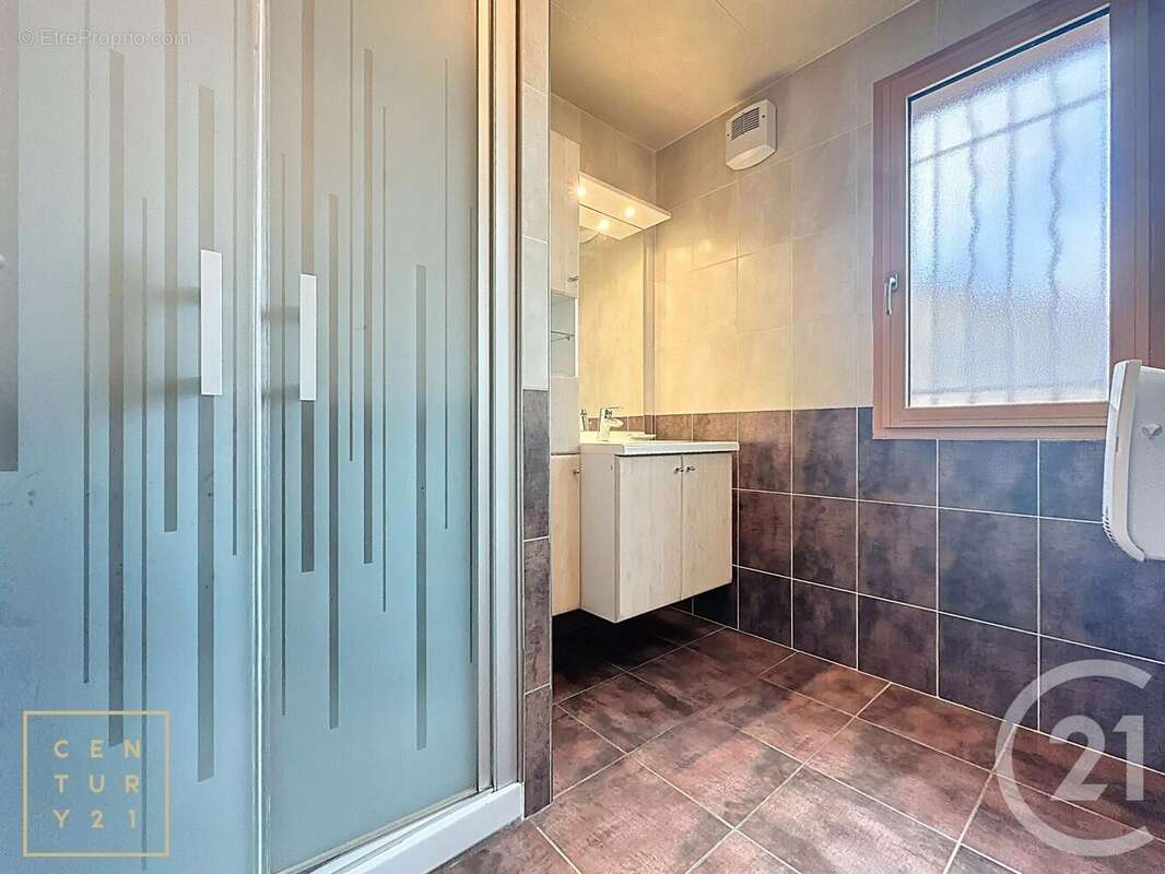 Maison à SAINT-PIERRE-DELS-FORCATS