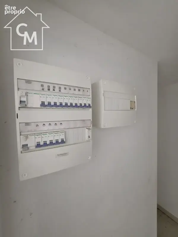 Maison à rénover avec dépendances et grange   alloue - photo 15