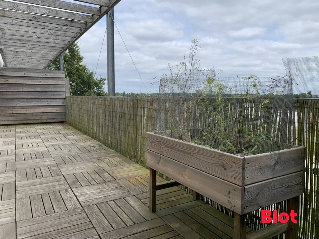 Appartement à VEZIN-LE-COQUET