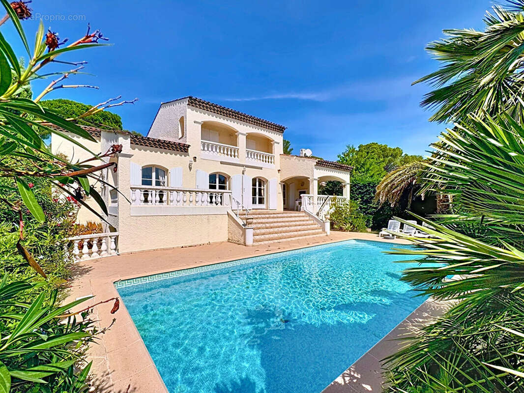 Maison à SAINT-RAPHAEL