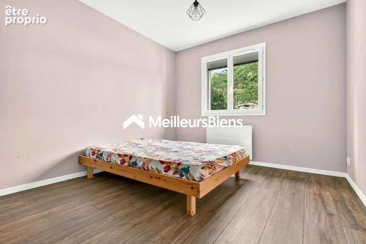 Ensemble Immobilier de 2 maisons - 145m² - piscine - photo 6