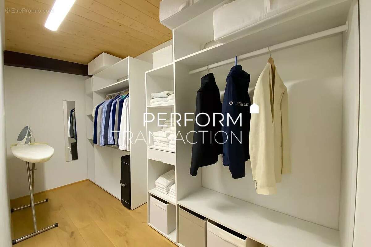 Maison à NOTRE-DAME-DE-VAULX