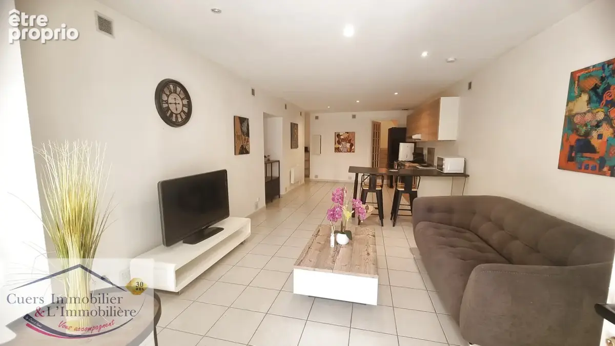 Appartement à HYERES