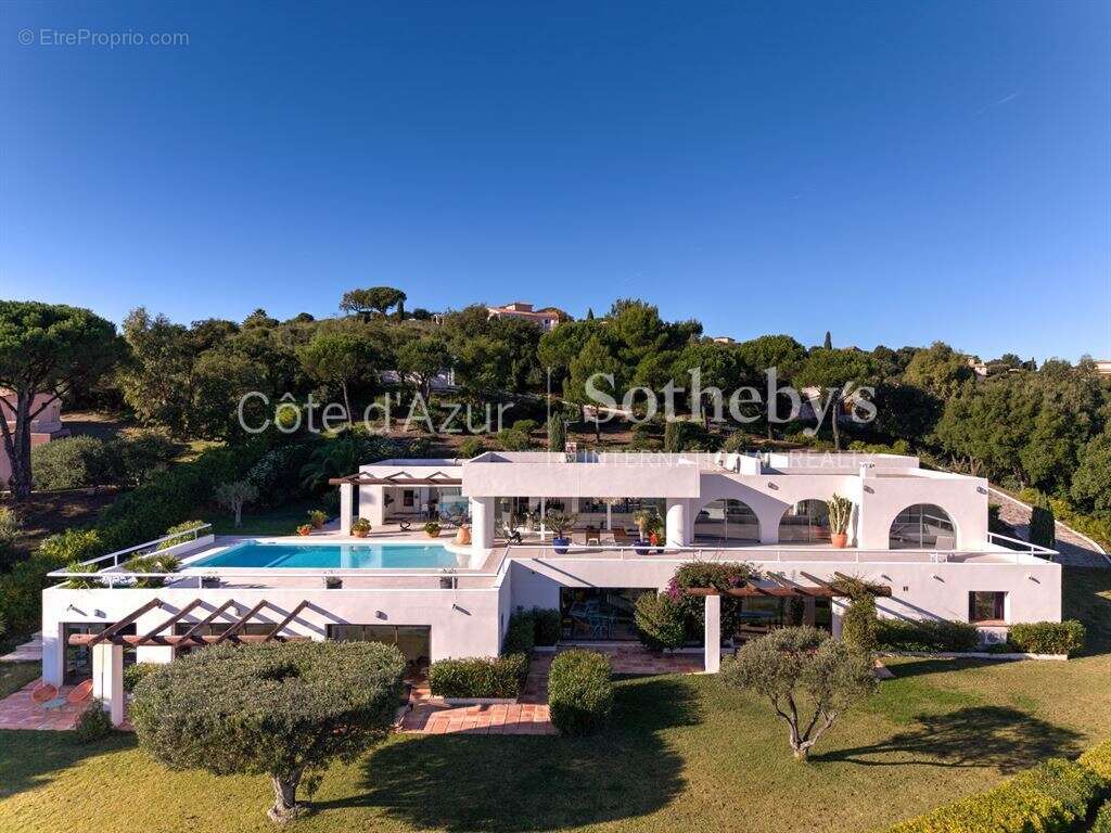Villa contemporaine avec vue mer panoramique à vendre à Sainte-Maxime - photo 20