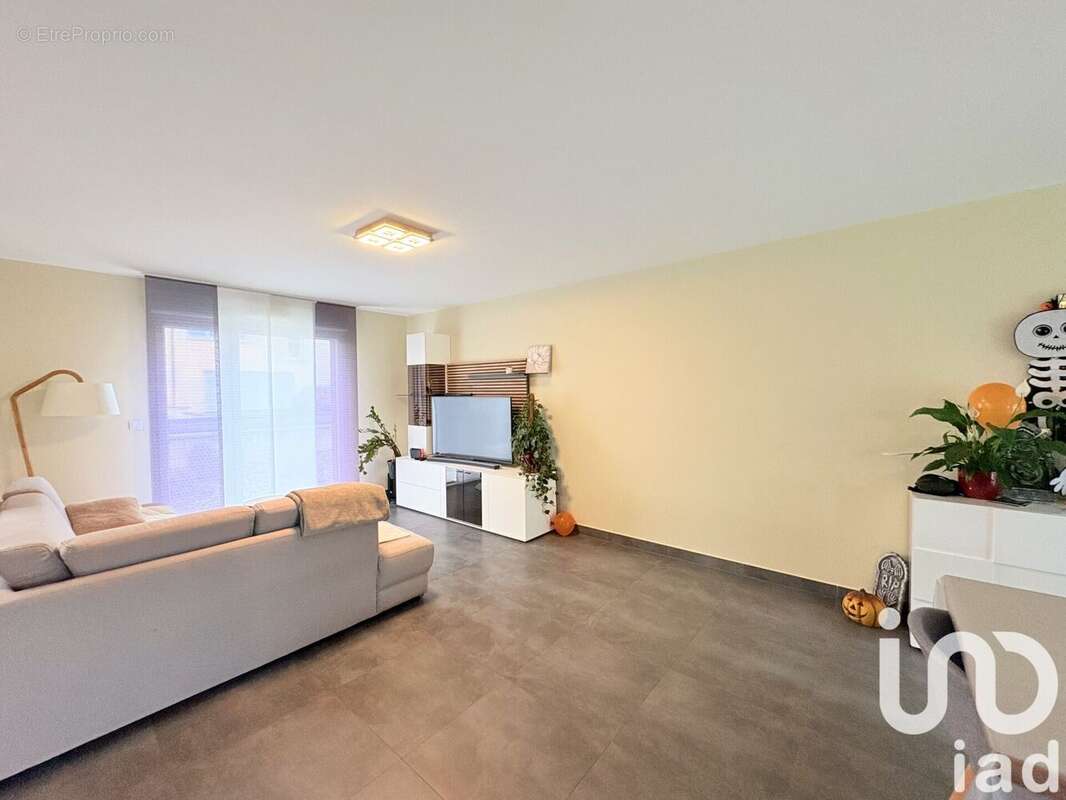 Photo 3 - Maison à RUSSANGE