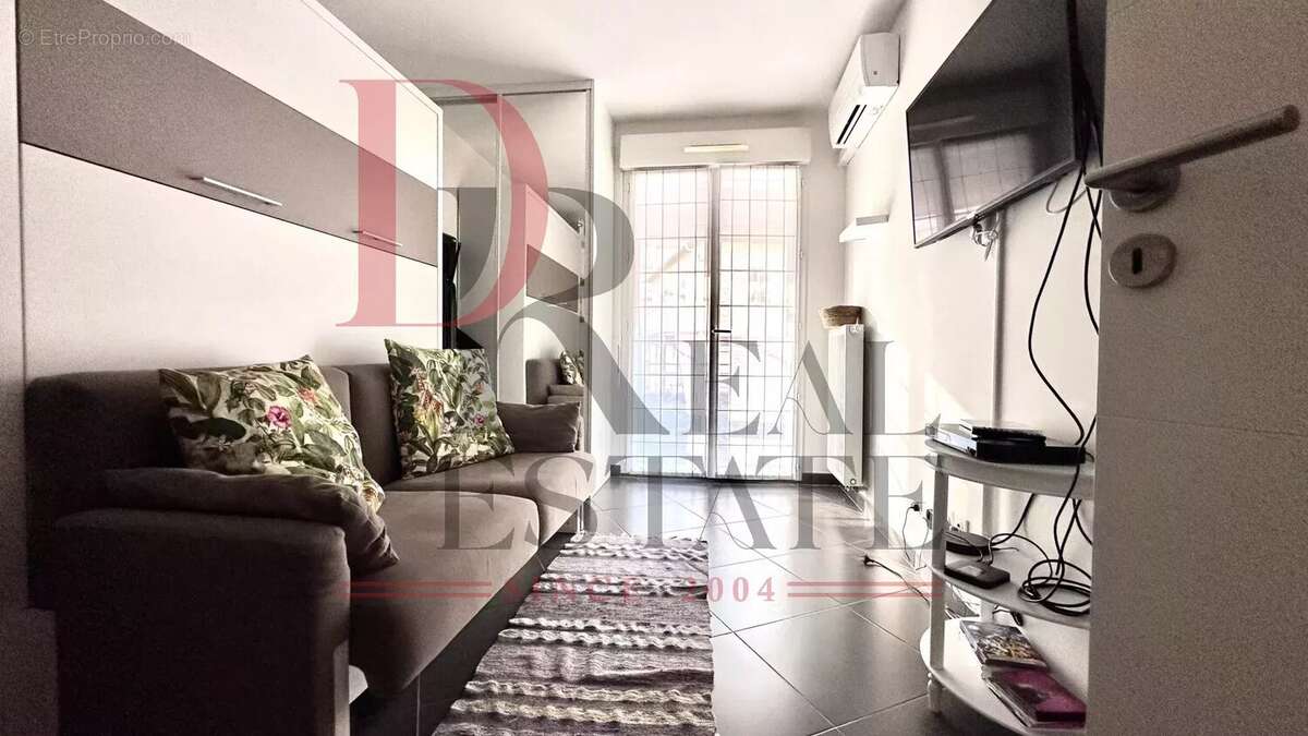 Appartement à ROQUEBRUNE-CAP-MARTIN