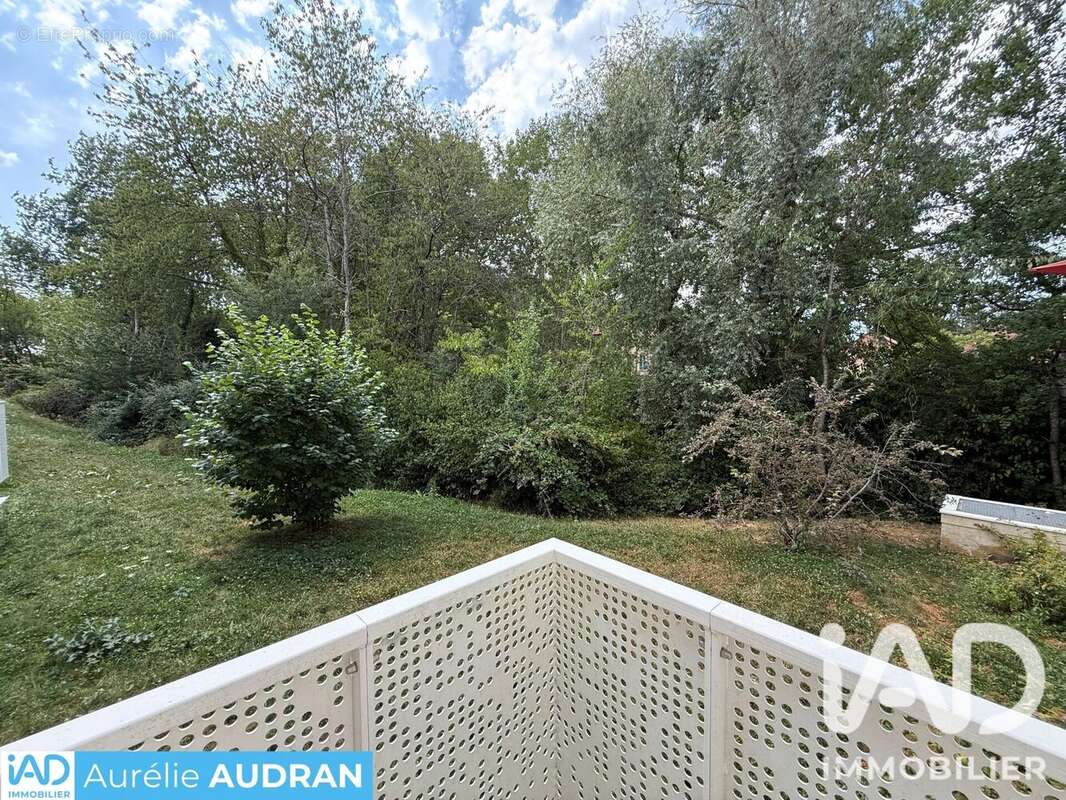 Appartement 45 m² à Voisins-Le-Bretonneux  - photo 2