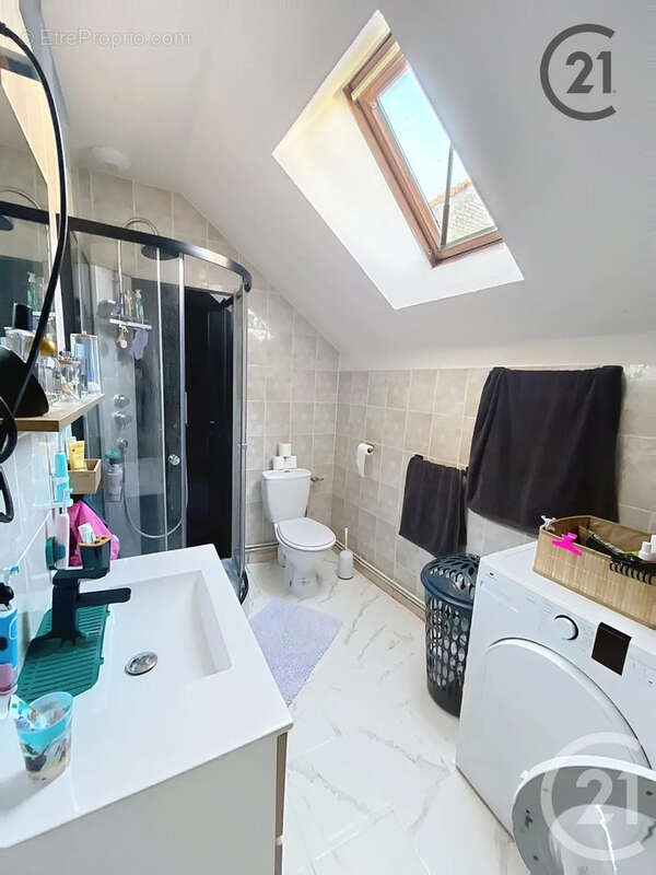 Maison à CHARENTENAY