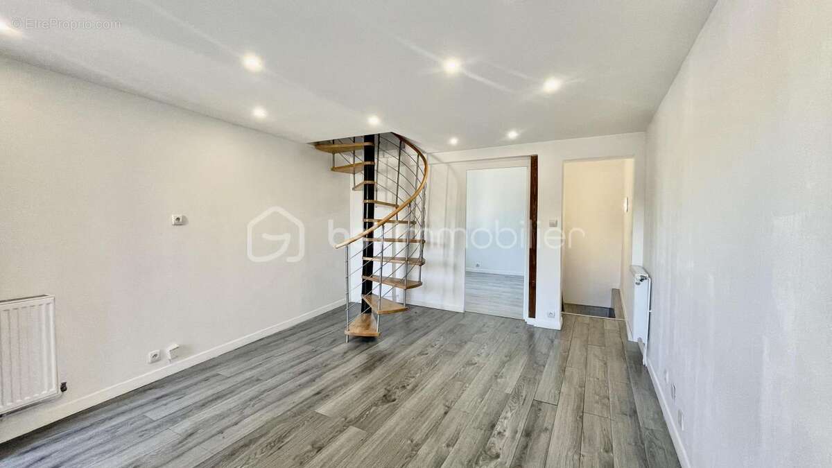 Maison à ROSNY-SOUS-BOIS