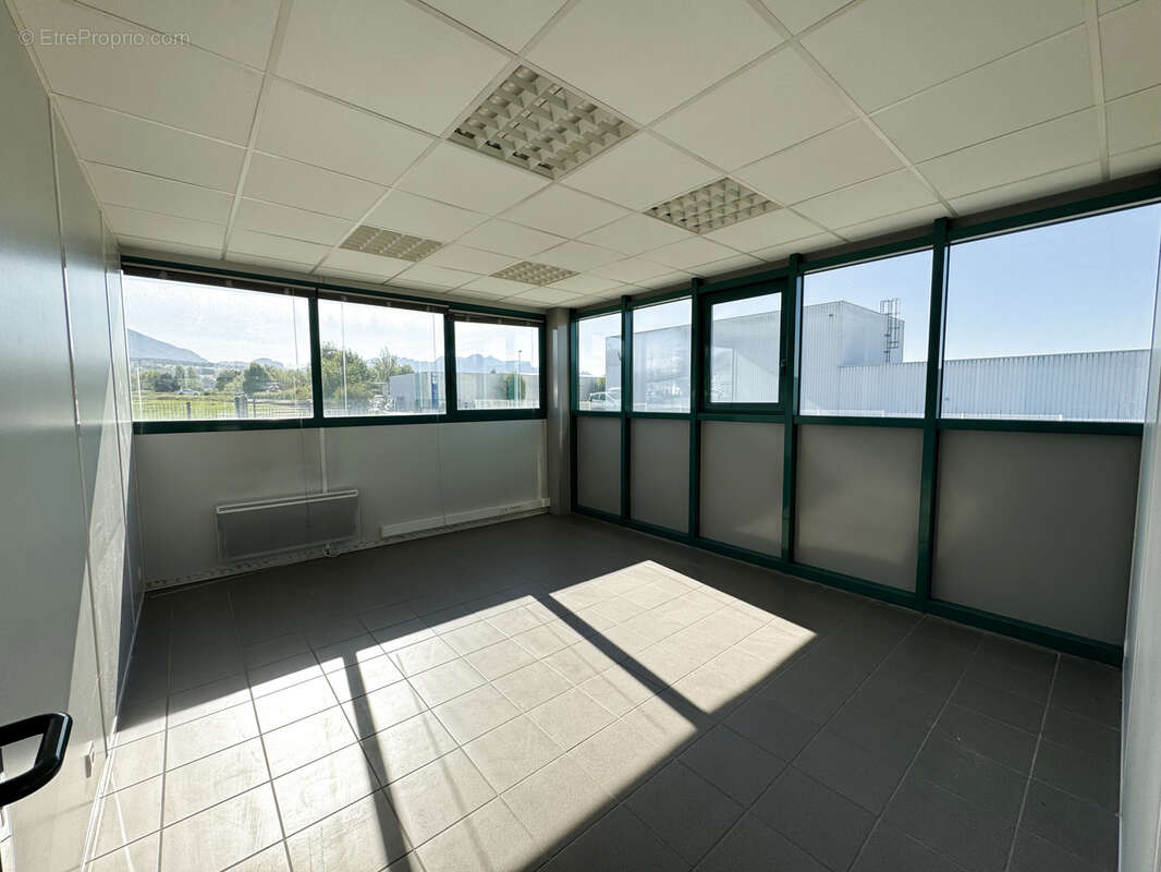 Commerce à FILLINGES