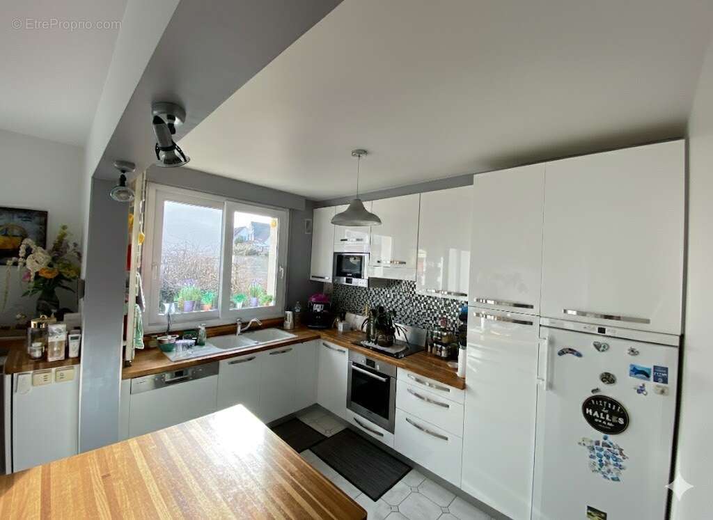 Maison à ROSNY-SUR-SEINE