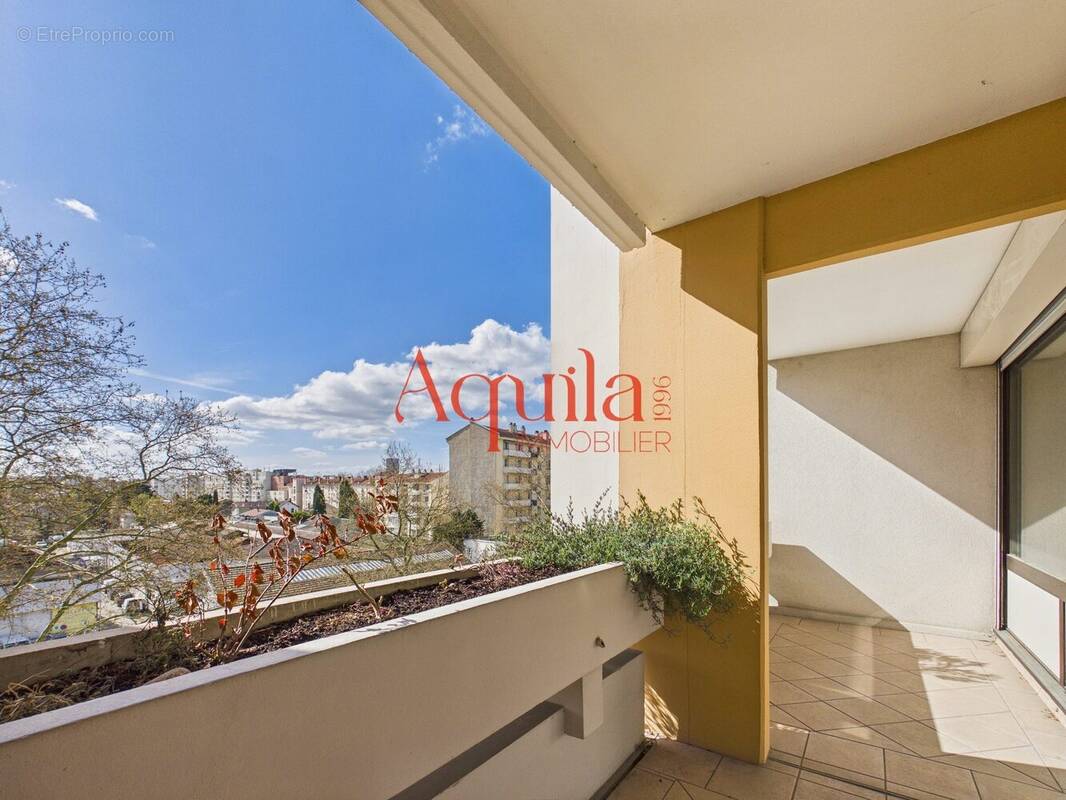 Appartement à VILLEURBANNE