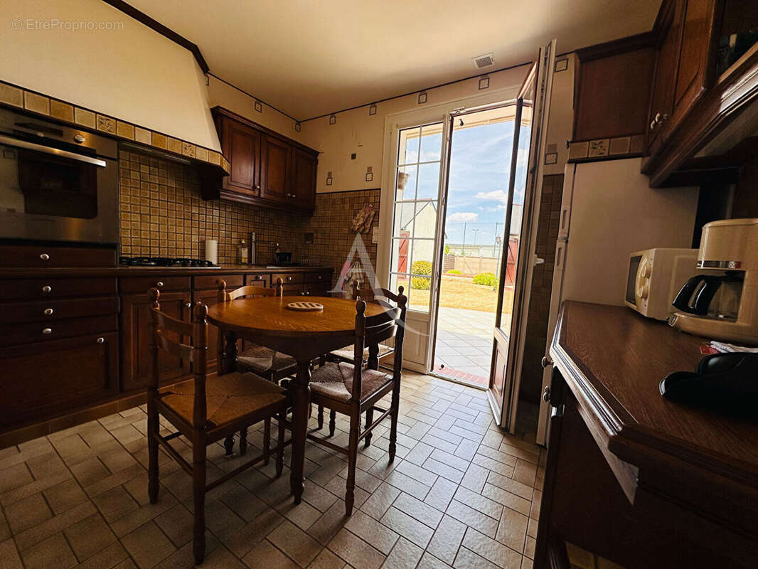 Maison Villebarou 5 pièce(s) 120 m² - photo 6