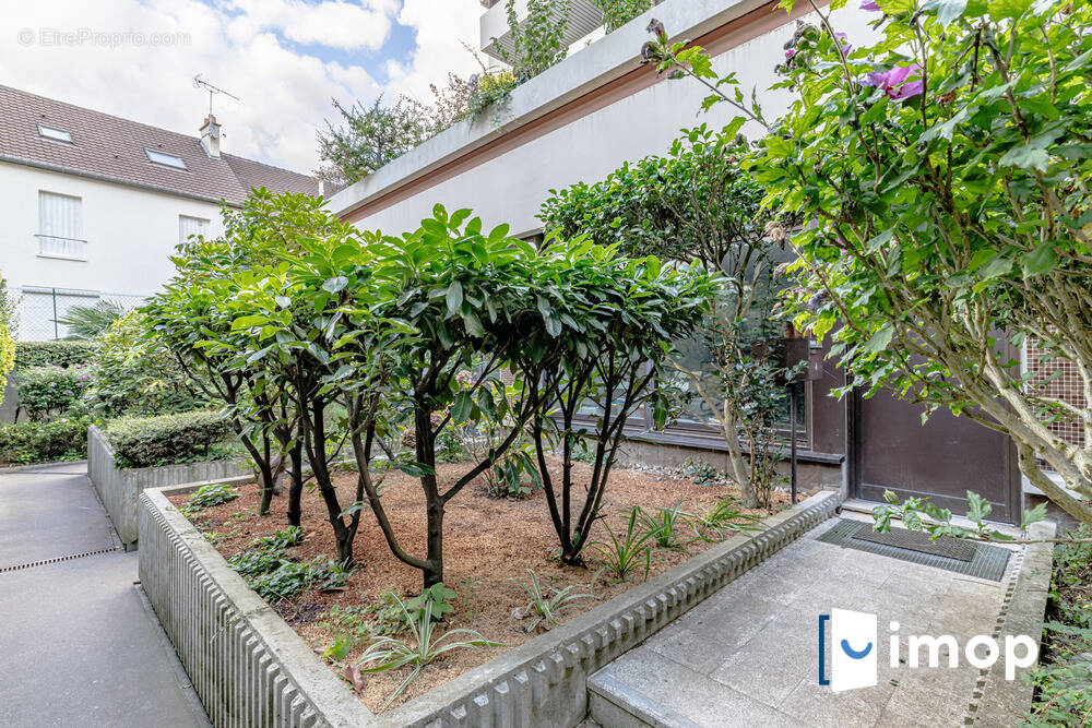 Appartement à SURESNES