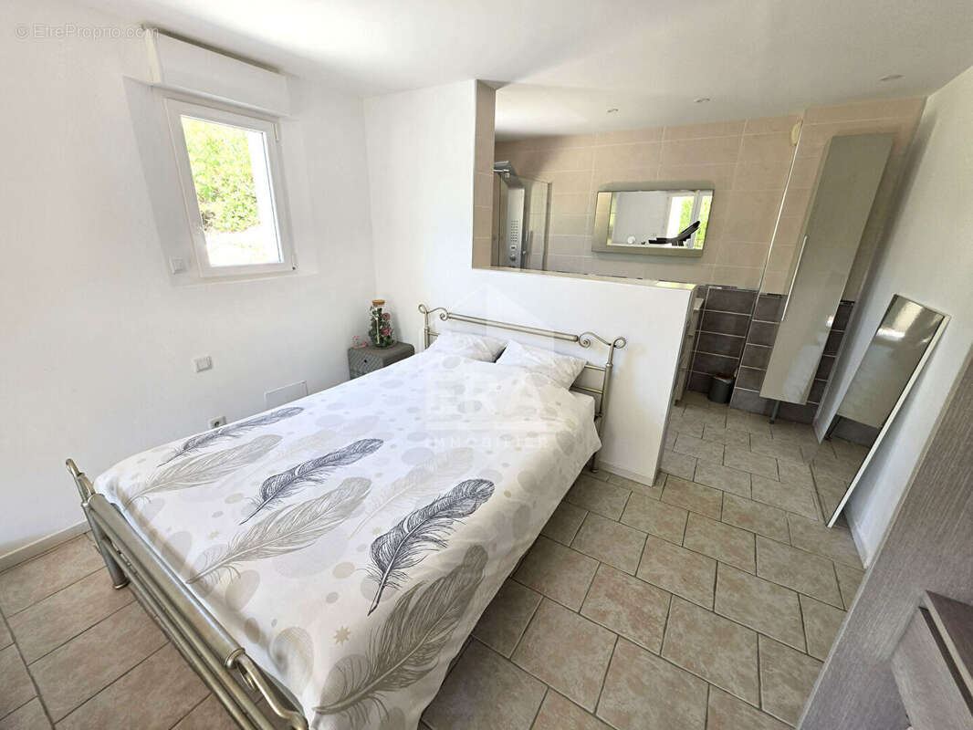 Maison à TARADEAU