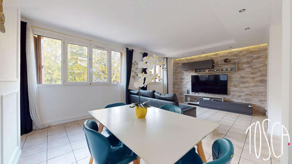 Appartement à THIAIS