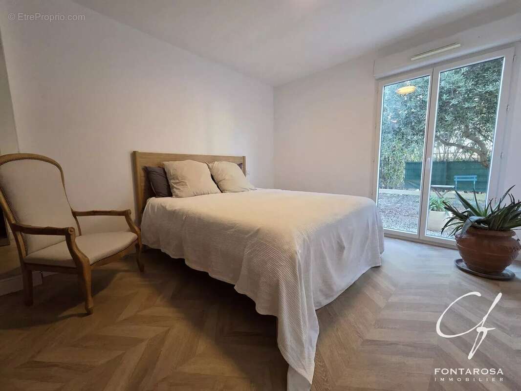 Appartement à SAINT-RAPHAEL