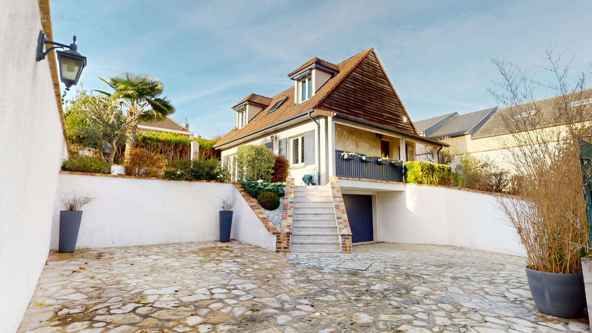 Maison à CORMEILLES-EN-PARISIS