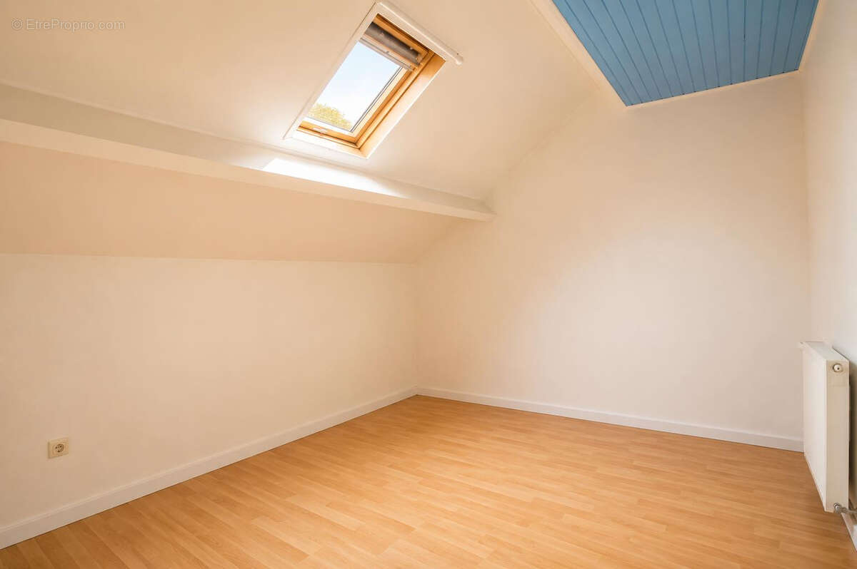 Appartement à MEZIERES-SUR-SEINE