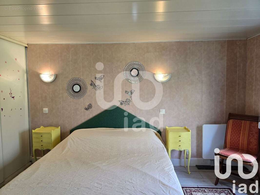 Photo 9 - Maison à LA NEUVILLE-LES-BRAY