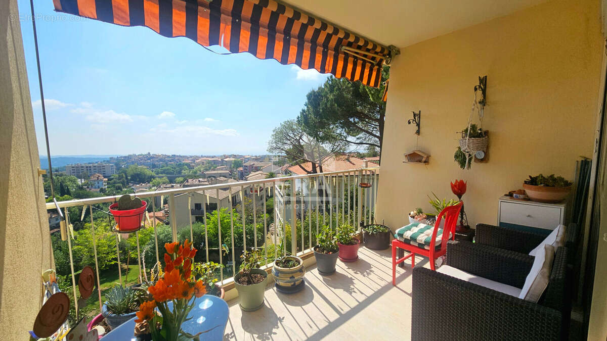 Appartement à VENCE
