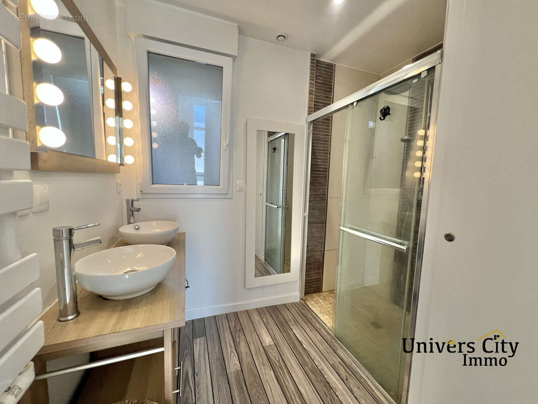 Maison à MONTBERT