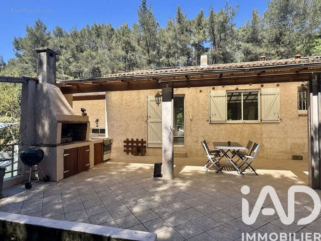 Photo 3 - Maison à TOULON