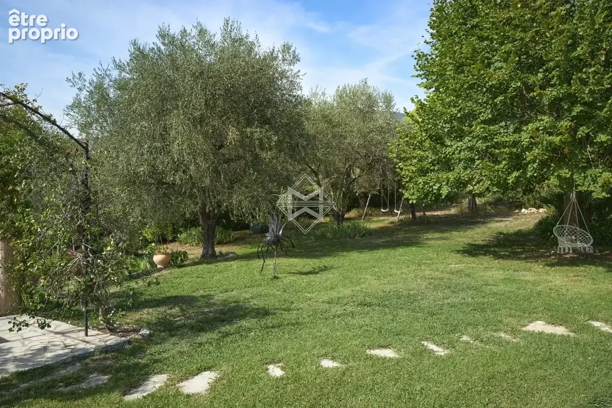 Charmante villa provençale dans un cadre verdoyant - photo 12