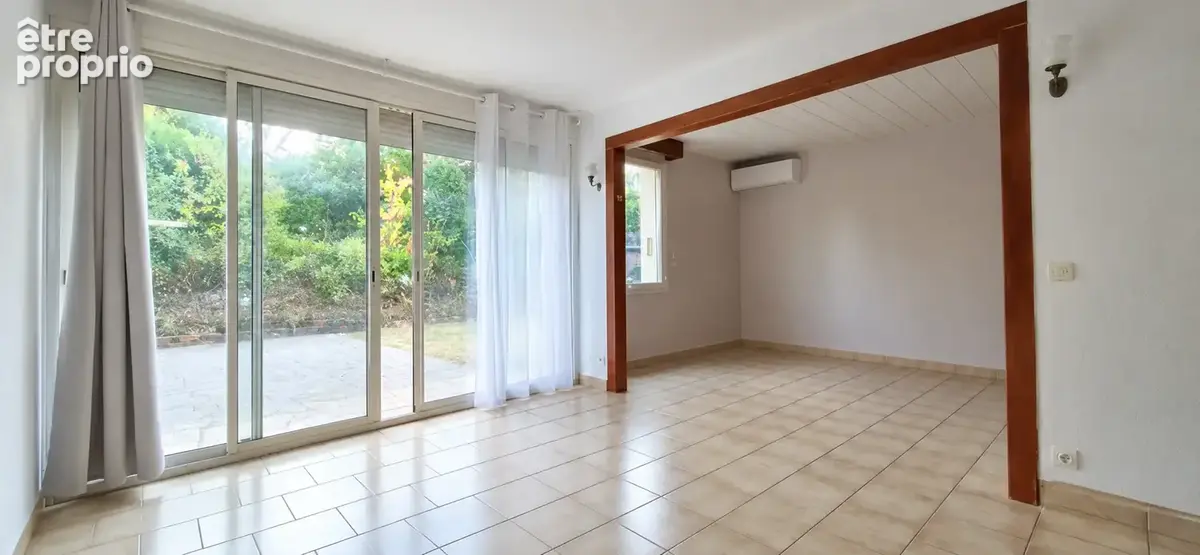 Maison plain pied / 4 chambres / garage - photo 3