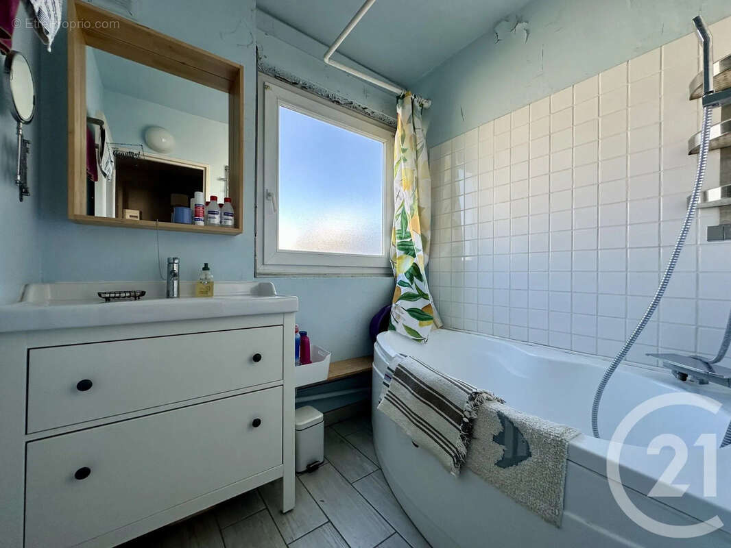 Appartement à VILLEURBANNE