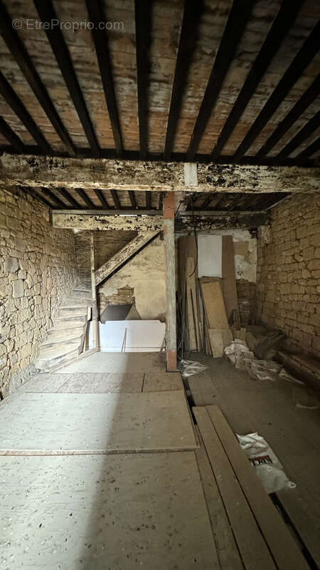 Appartement à GOURDON