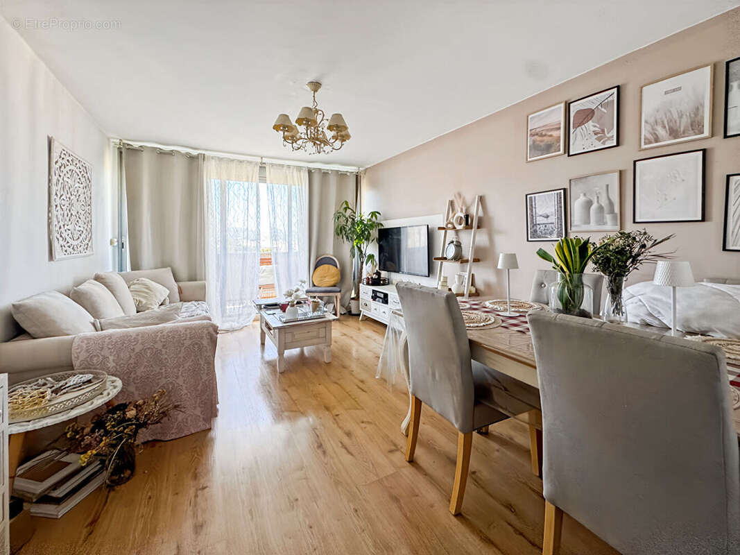 Appartement à MARSEILLE-10E