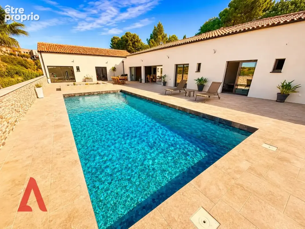 Villa contemporaine d'exception  300 m² habitables  4 suites  Vue panoramique  Prestations haut de gamme - photo 3