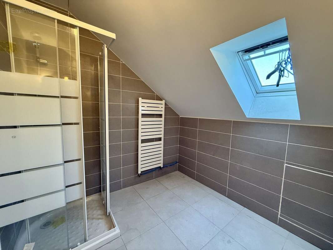 Maison à NOYAL-CHATILLON-SUR-SEICHE