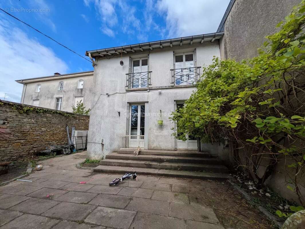 Appartement à BULGNEVILLE