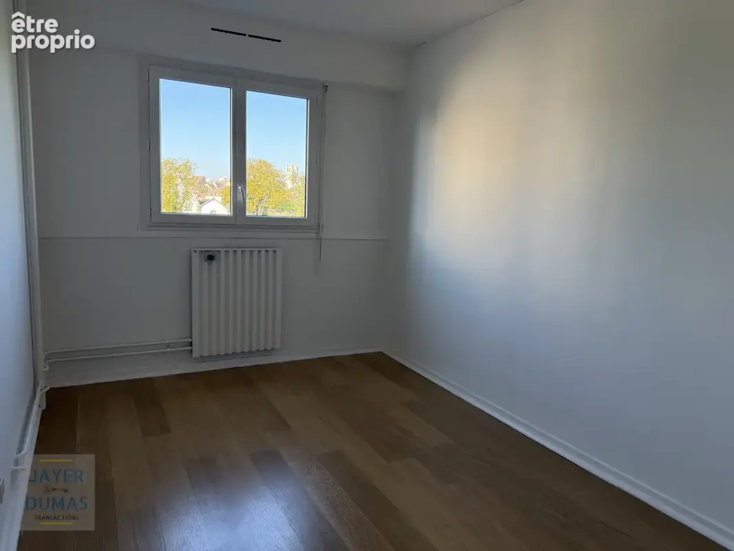 CHALON-SUR-SAONE - Appartement T3 avec Parking - Très belle vue - - photo 7