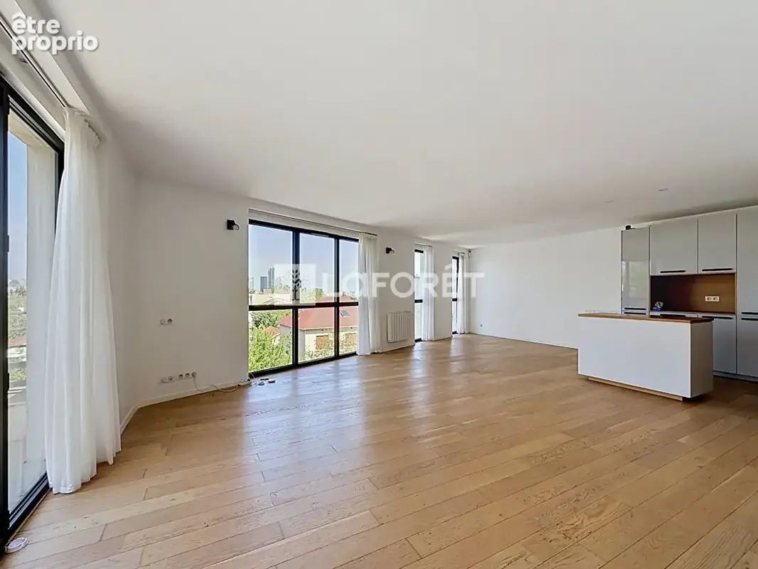 Appartement  Duplex Suresnes 5 pièce(s) 110 m2 - photo 4
