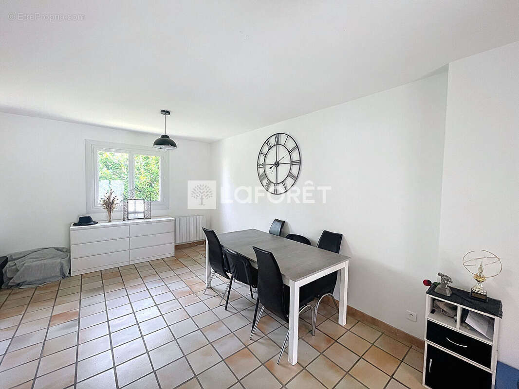 Maison Castelsarrasin 5 pièce(s) 96.92 m2 - photo 3