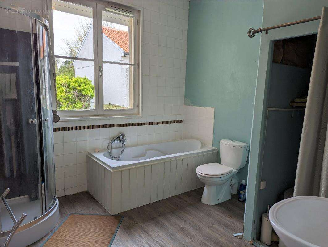 Maison à SAINT-JEAN-D&#039;ANGELY