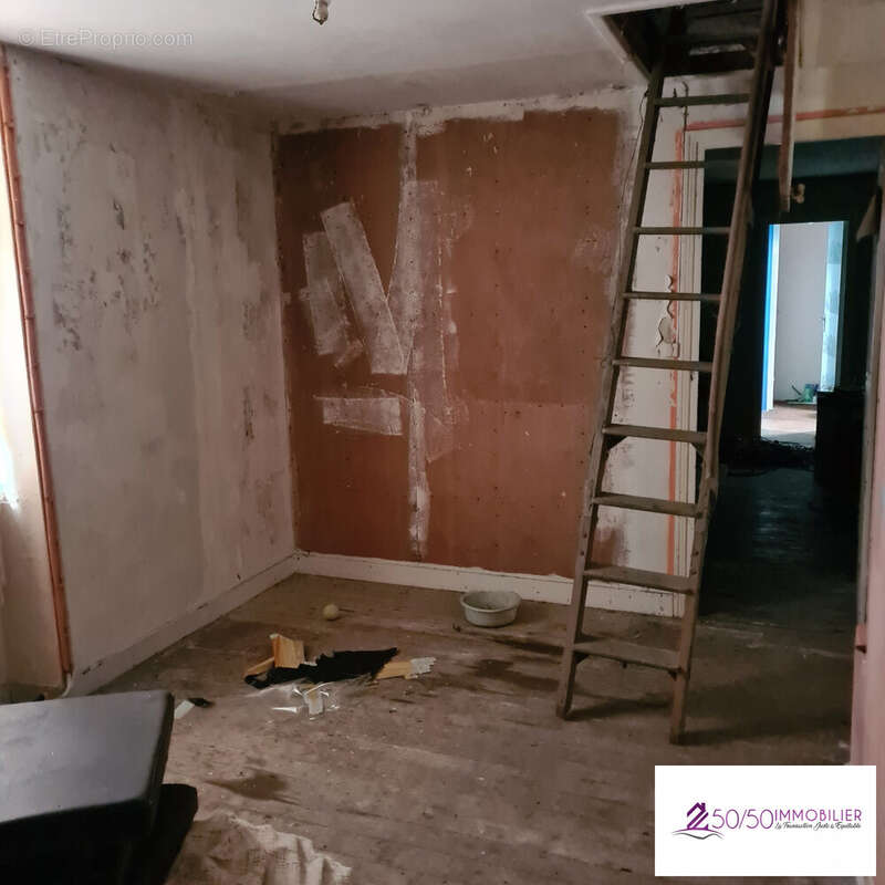 Maison à PLEYBER-CHRIST