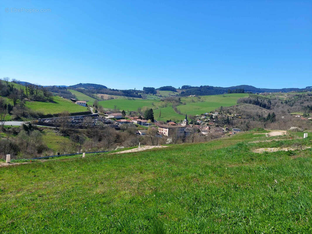 Terrain à LAMURE-SUR-AZERGUES