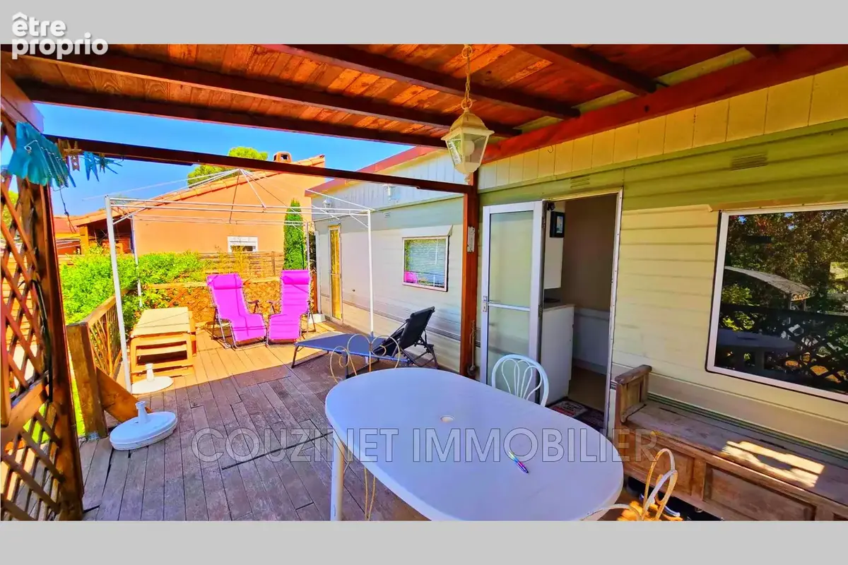 Maison 3 pièces 26 m² à vendre à Le Castellet (83330) - photo 2
