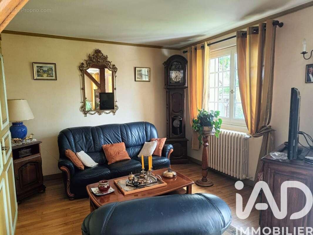 Photo 5 - Maison à NOGENT-LE-ROI