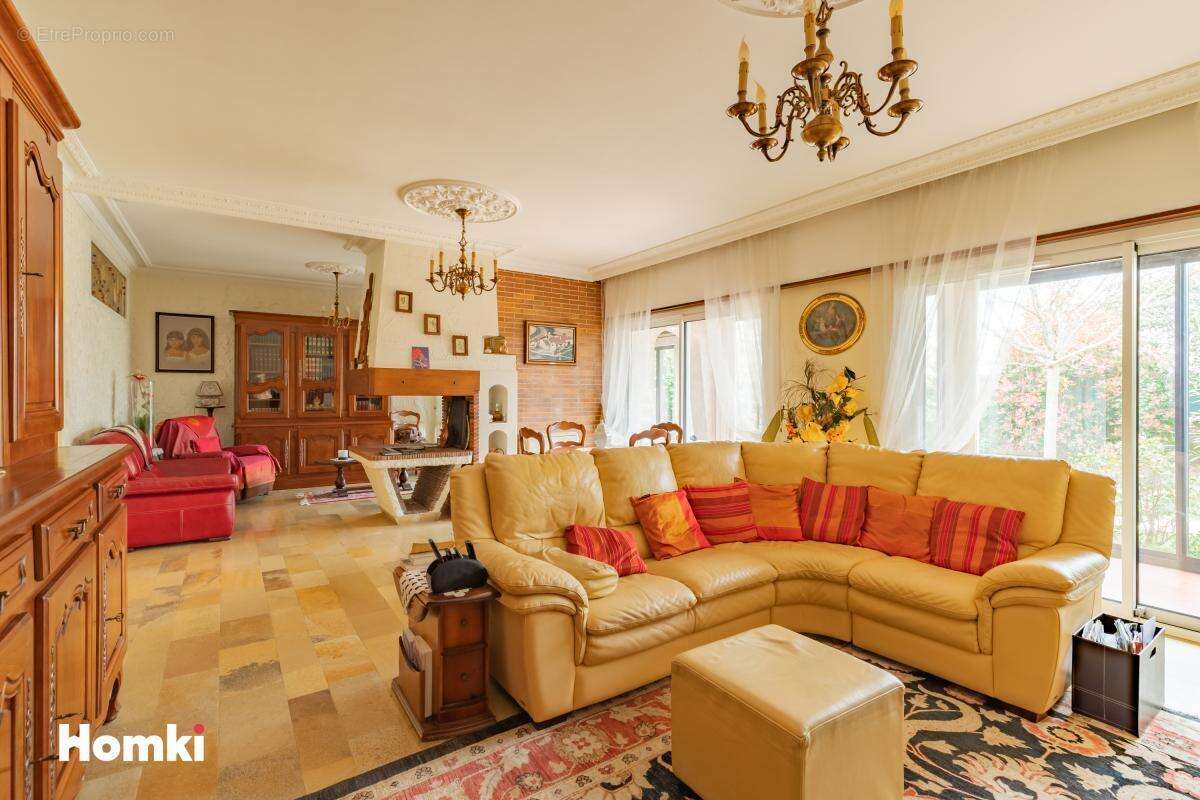 Maison à CASTELMAUROU