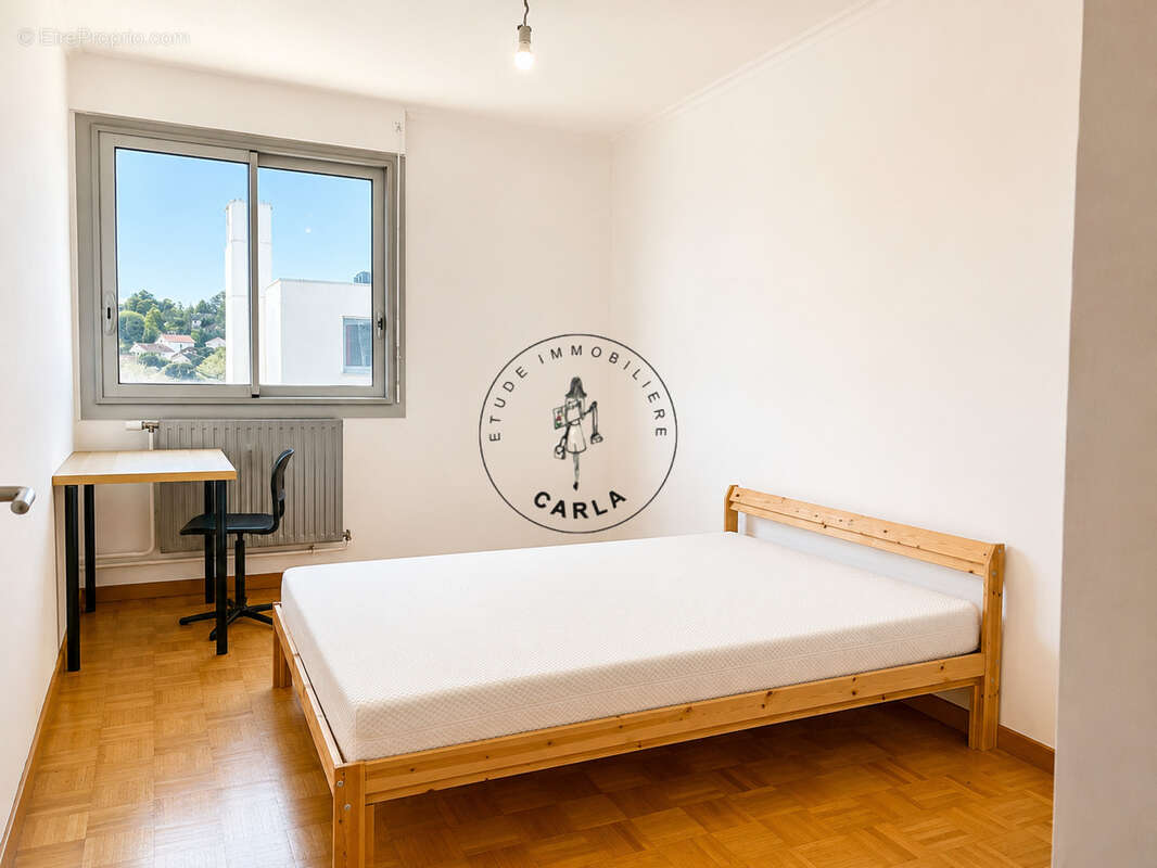 Appartement à OULLINS