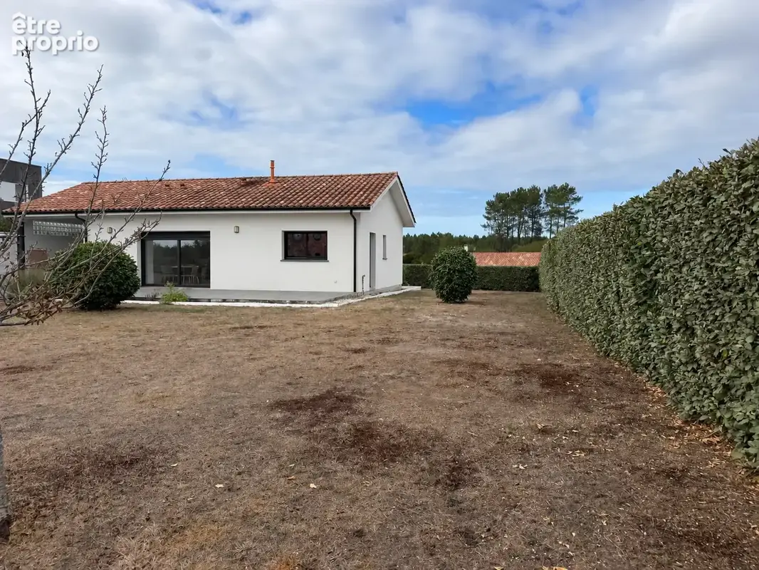 Maison de plain-pied récente avec jardin clos - photo 7