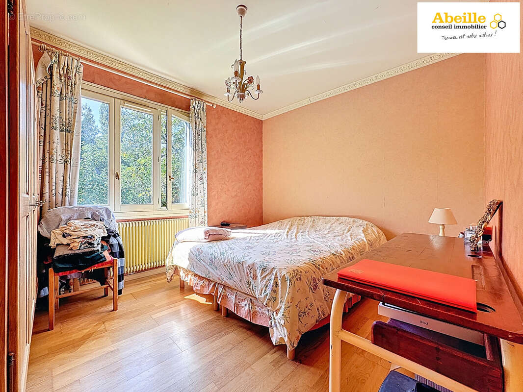 Maison à VILLECONIN