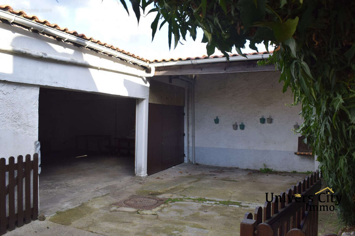 Maison à SAINT-SEBASTIEN-SUR-LOIRE