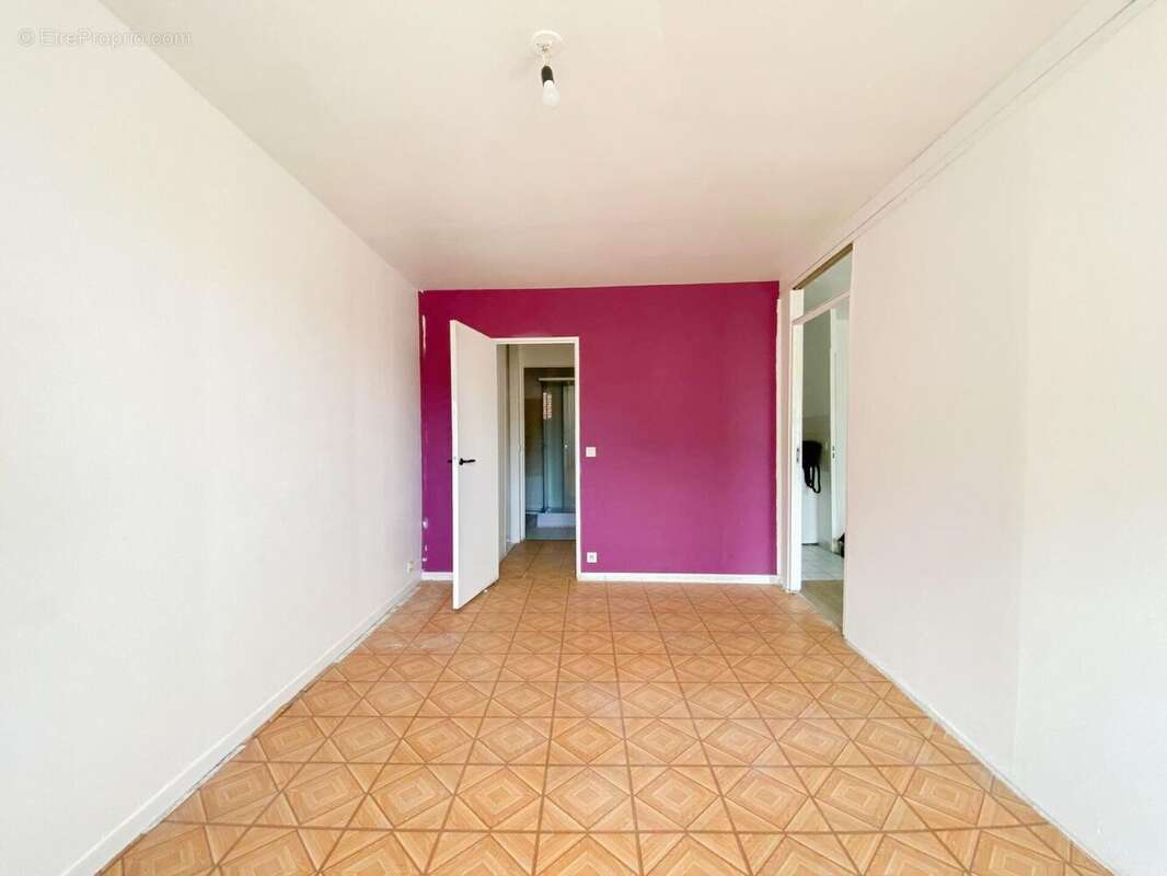 Photo 3 - Appartement à REIMS